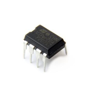 آی سی VIPER22A کنترلر منبع تغذیه سوئیچینگ DIP-8(اورجینال)