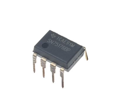 ترانسیور دیفرانسیل RS-485/RS-422 مدل SN75176BP(اورجینال)